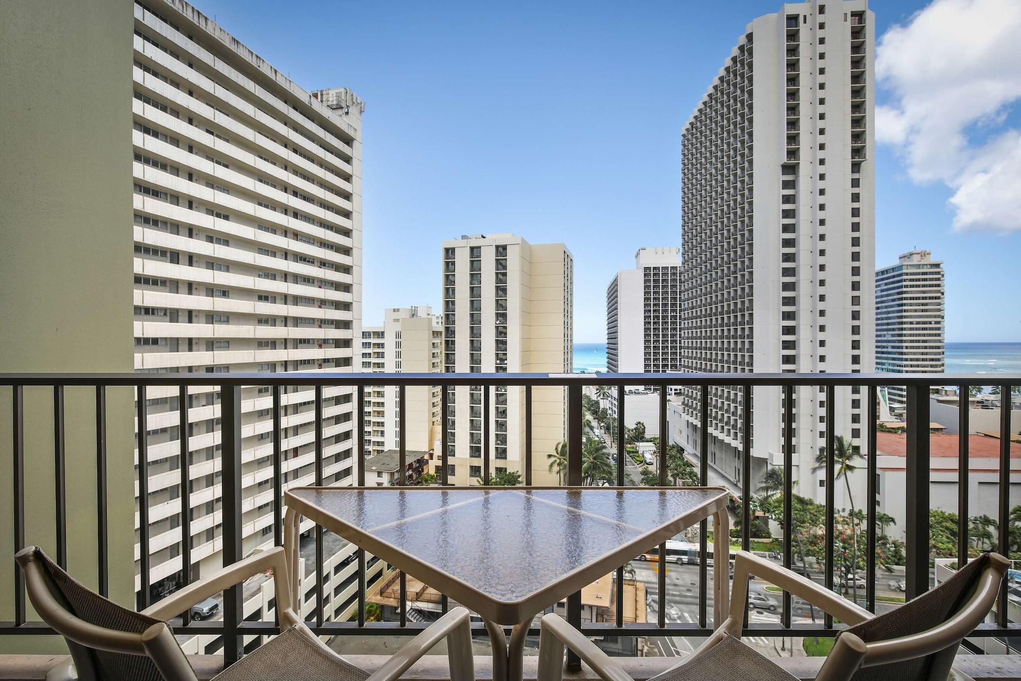 Aston Waikiki Sunset Aparthotel Honolulu Exterior photo